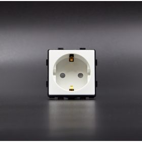 Z-Switch Dugalj 230V 16A (2P+F) Fehér